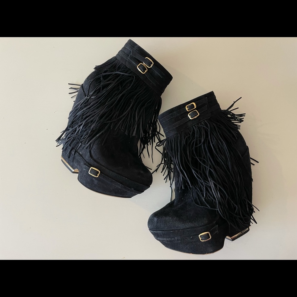 Nicholas Kirkwood Aubergine Fringe Platform Wedge Ankle Bootie - Picture 2 of 9